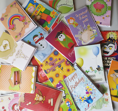 240 biglietti augurali assortiti